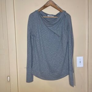 We The Free Gray Long Sleeve Top